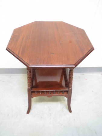 2030 - Stolek mahagon 54 x 54 cm  V - 69 cm  -  PRODANO